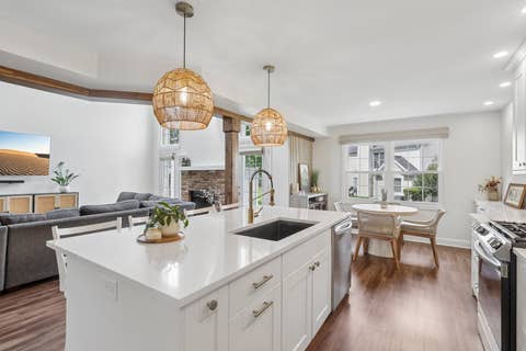 Tiny photo for 4804 Turnberry Drive, Hoffman Estates, IL 60010 (MLS # 12723904)