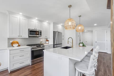 Tiny photo for 4804 Turnberry Drive, Hoffman Estates, IL 60010 (MLS # 12723904)
