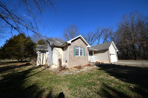 Tiny photo for 14687 N Lost Lake Lane, Mt Vernon, IL 62864 (MLS # 12612019)