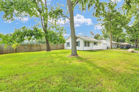 Tiny photo for 1408 Hedge Road, Champaign, IL 61821 (MLS # 12704626)