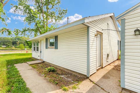 Tiny photo for 1408 Hedge Road, Champaign, IL 61821 (MLS # 12704626)
