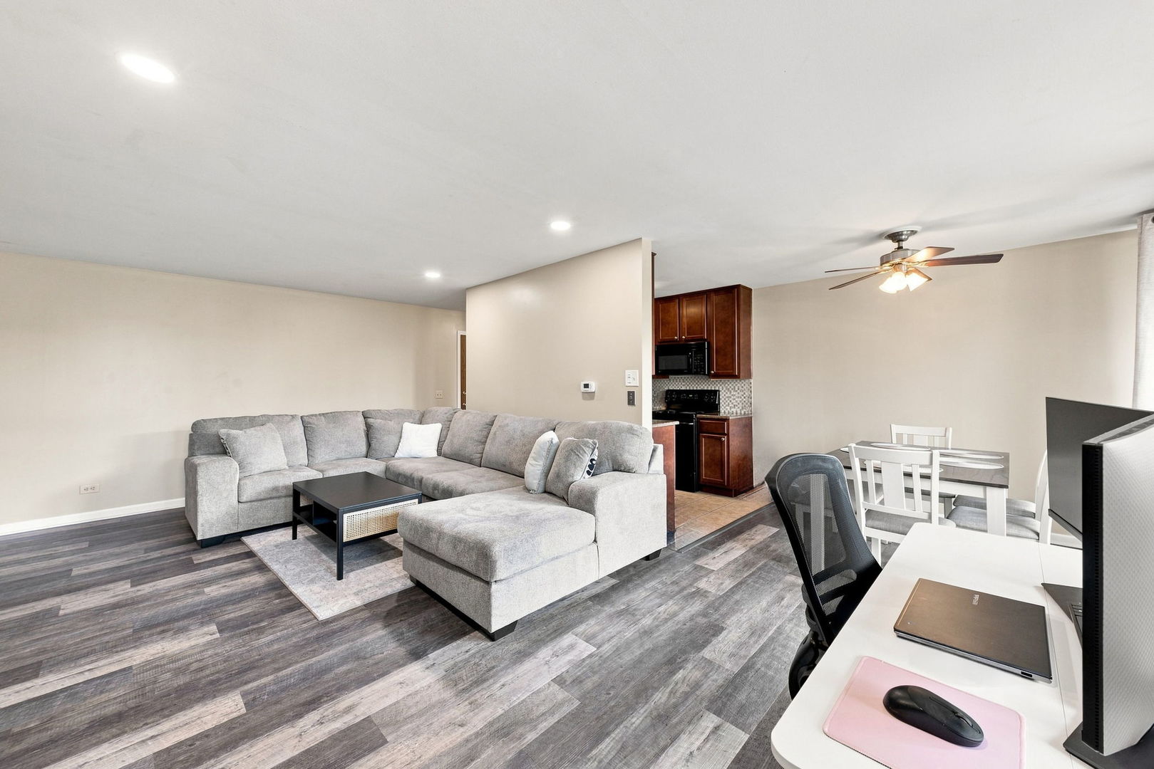5950 Oakwood Drive 1C