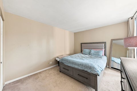Tiny photo for 5950 Oakwood Drive #1C, Lisle, IL 60532 (MLS # 12750707)