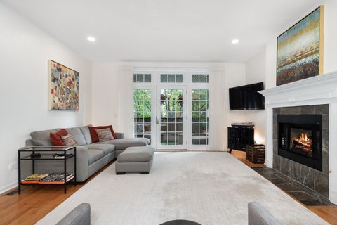 Tiny photo for 4826 N Winthrop Avenue #2S, Chicago, IL 60640 (MLS # 12471503)