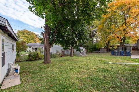 Tiny photo for 1913 Chippewa Road, Waukegan, IL 60087 (MLS # 12508810)