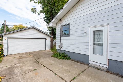 Tiny photo for 1913 Chippewa Road, Waukegan, IL 60087 (MLS # 12508810)