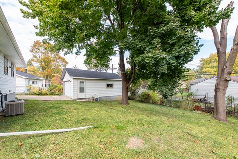 Tiny photo for 1913 Chippewa Road, Waukegan, IL 60087 (MLS # 12508810)