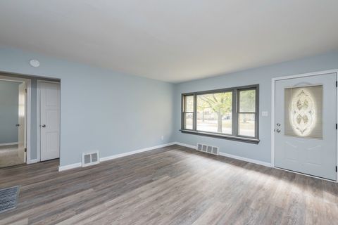 Tiny photo for 1913 Chippewa Road, Waukegan, IL 60087 (MLS # 12508810)