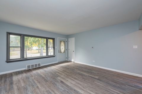 Tiny photo for 1913 Chippewa Road, Waukegan, IL 60087 (MLS # 12508810)