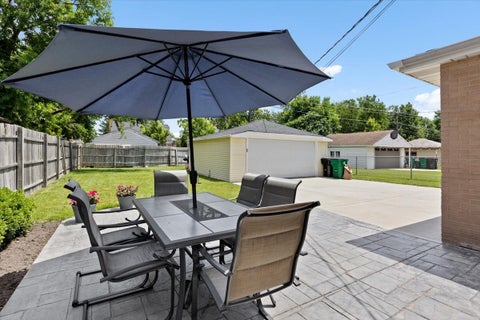 Tiny photo for 1637 Norfolk Avenue, Westchester, IL 60154 (MLS # 12677560)