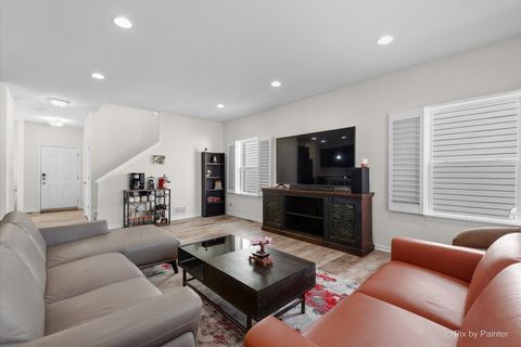 Tiny photo for 3770 Westbury Court, Elgin, IL 60124 (MLS # 12573498)