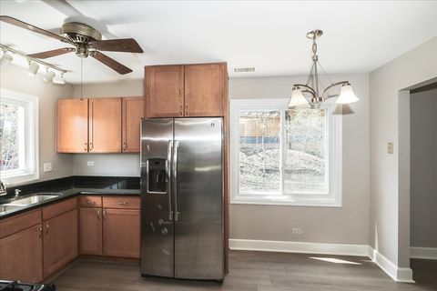 Tiny photo for 4990 Lichfield Drive, Hoffman Estates, IL 60010 (MLS # 12354215)