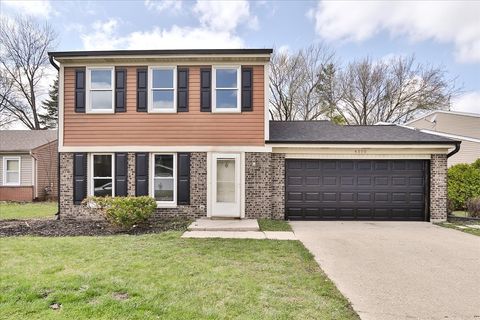 Photo of 4990 Lichfield Drive, Hoffman Estates, IL 60010 (MLS # 12354215)