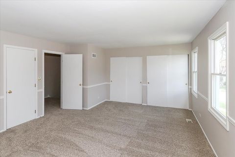 Tiny photo for 4990 Lichfield Drive, Hoffman Estates, IL 60010 (MLS # 12354215)