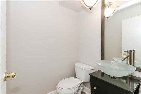 Tiny photo for 4990 Lichfield Drive, Hoffman Estates, IL 60010 (MLS # 12354215)