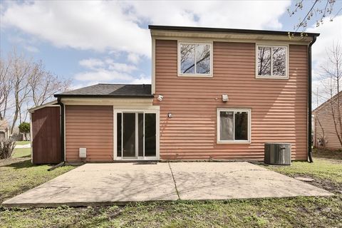 Tiny photo for 4990 Lichfield Drive, Hoffman Estates, IL 60010 (MLS # 12354215)