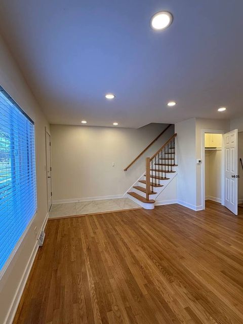 Tiny photo for 415 E Lincoln Street, Mount Prospect, IL 60056 (MLS # 12524965)