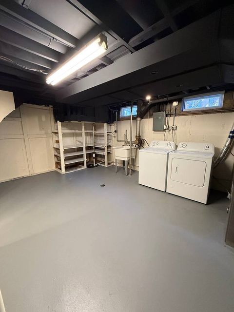 Tiny photo for 415 E Lincoln Street, Mount Prospect, IL 60056 (MLS # 12524965)