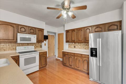 Tiny photo for 1070 20th Avenue, East Moline, IL 61244 (MLS # 12630529)