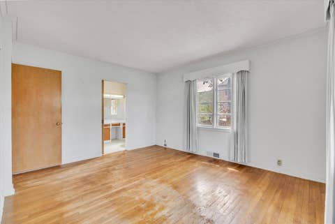 Tiny photo for 1070 20th Avenue, East Moline, IL 61244 (MLS # 12630529)
