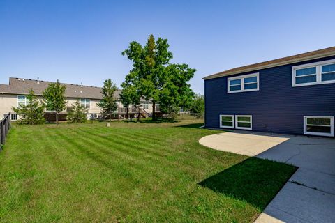 Tiny photo for 124 Wedgewood Way, Bolingbrook, IL 60440 (MLS # 12474816)