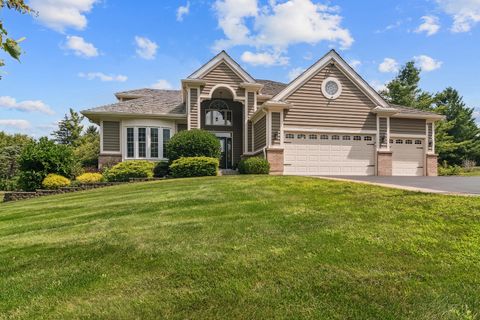 175 Sycamore Drive Hawthorn Woods IL 60047