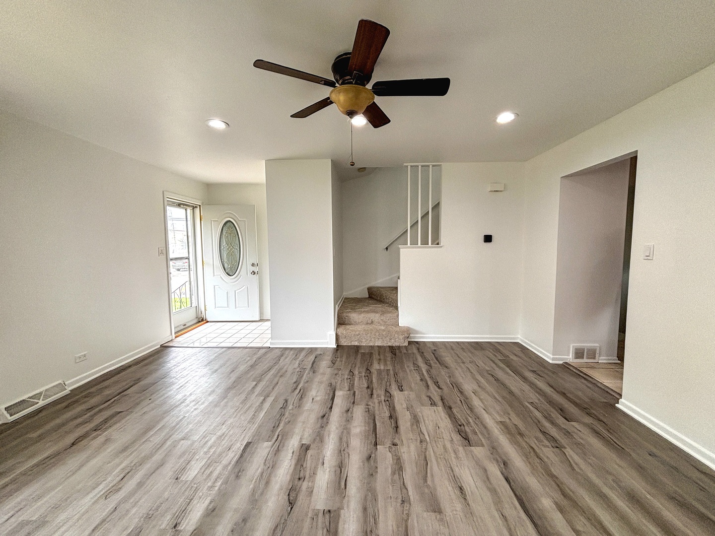 8664 Gregory Lane E