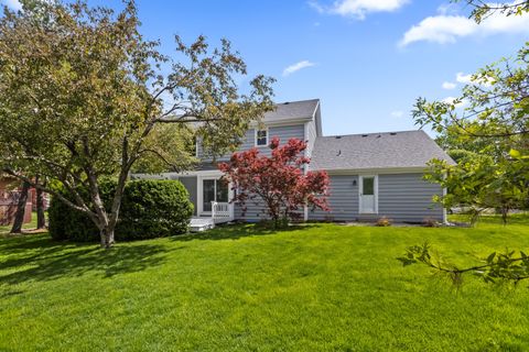 Tiny photo for 2490 Lakeside Drive, Aurora, IL 60504 (MLS # 12640950)