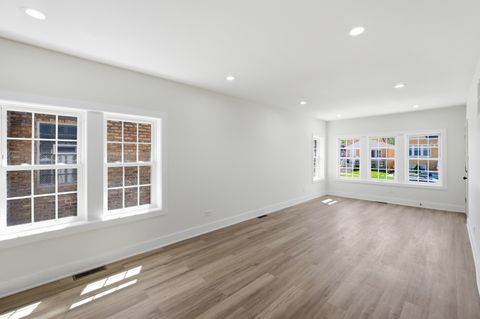 Tiny photo for 1445 East Avenue, Berwyn, IL 60402 (MLS # 12626620)