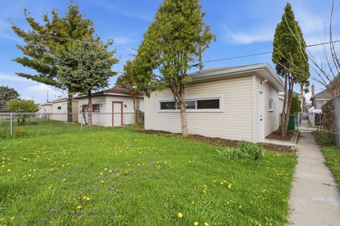 Tiny photo for 1445 East Avenue, Berwyn, IL 60402 (MLS # 12626620)