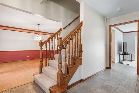 Tiny photo for 1517 London Court, Naperville, IL 60563 (MLS # 12273604)