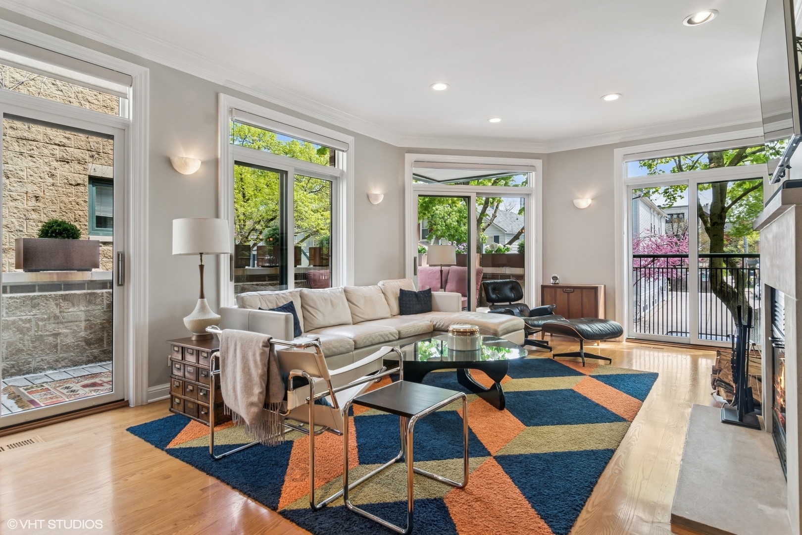 1606 N Mohawk Street B