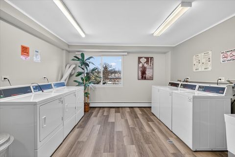 Tiny photo for 940 E OLD WILLOW Road #312, Prospect Heights, IL 60070 (MLS # 12579031)