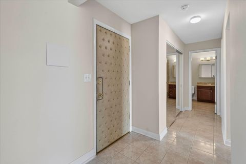 Tiny photo for 940 E OLD WILLOW Road #312, Prospect Heights, IL 60070 (MLS # 12579031)