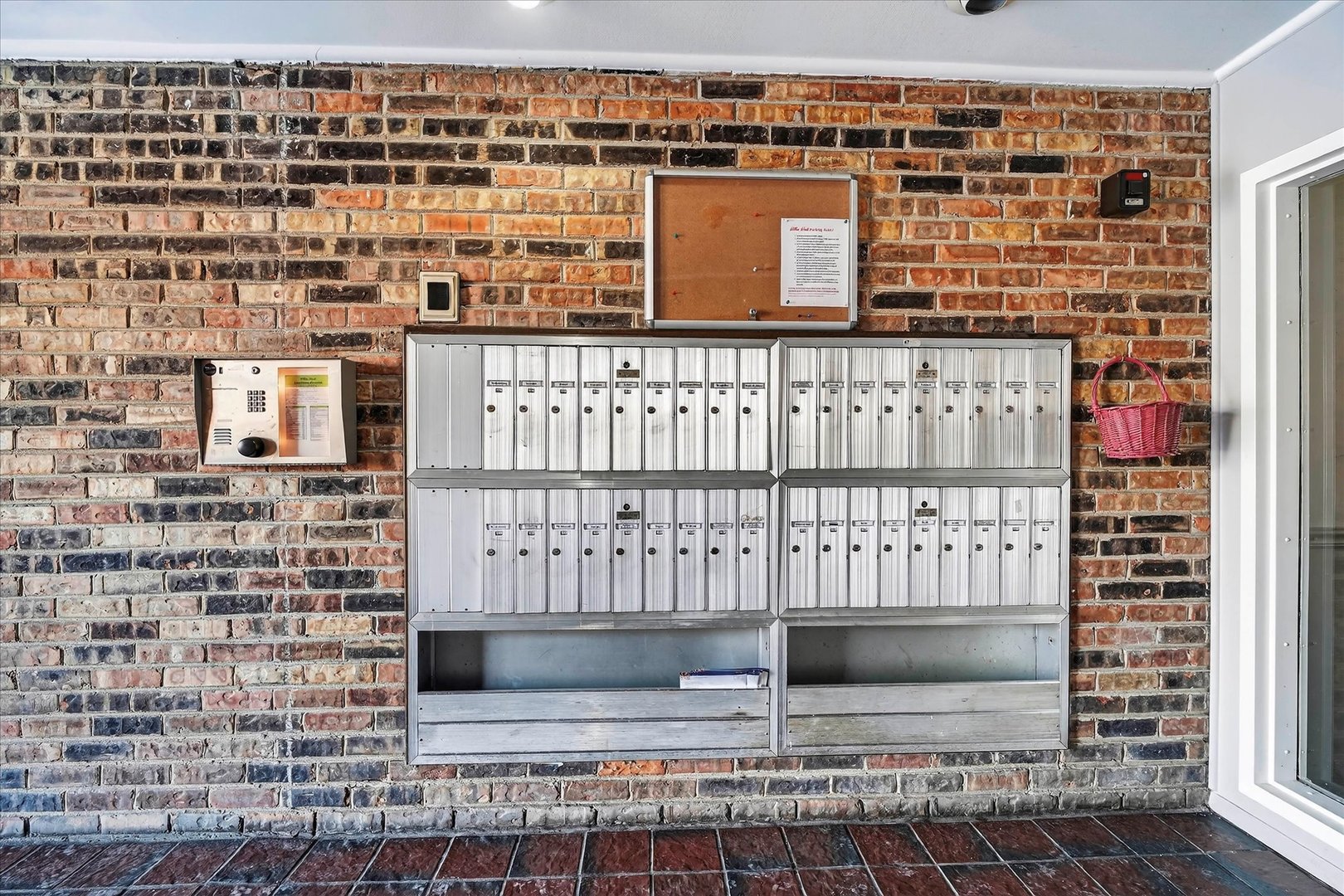 940 E OLD WILLOW Road 312