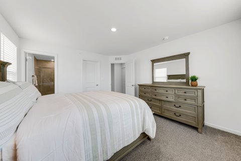 Tiny photo for 2101 Yellowstone Boulevard, Mundelein, IL 60060 (MLS # 12724336)