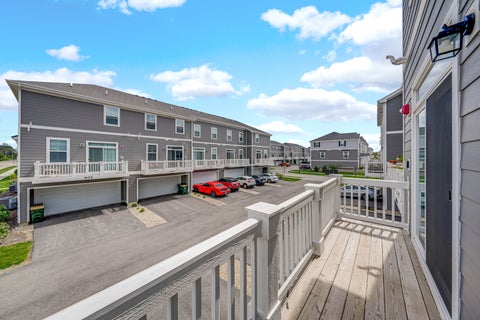 Tiny photo for 2101 Yellowstone Boulevard, Mundelein, IL 60060 (MLS # 12724336)