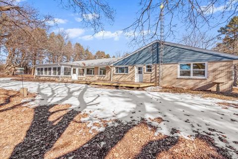 Tiny photo for 4509 Dean Street, Woodstock, IL 60098 (MLS # 12569522)