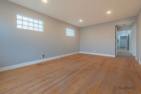 Tiny photo for 300 E 107th Street, Chicago, IL 60628 (MLS # 12543468)