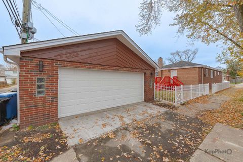 Tiny photo for 300 E 107th Street, Chicago, IL 60628 (MLS # 12543468)