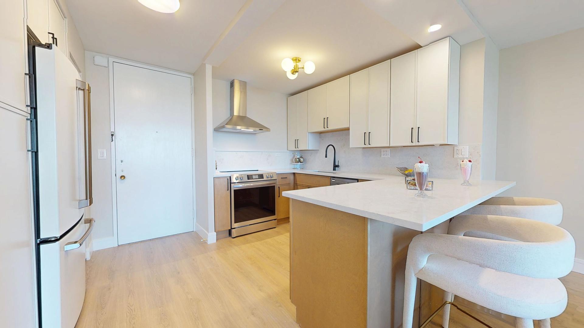 720 W Gordon Terrace 6J