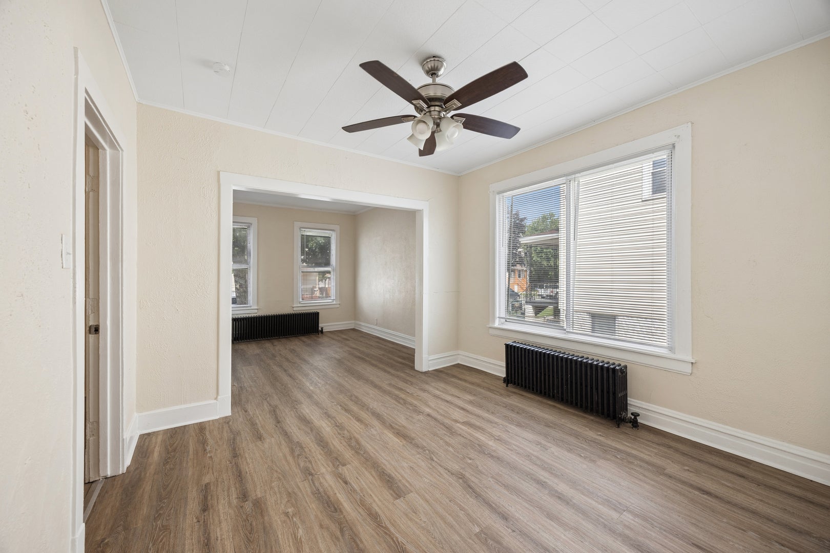 1421 S 48th Court
