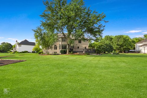 Tiny photo for St. Charles, IL 60175 (MLS # 12573514)