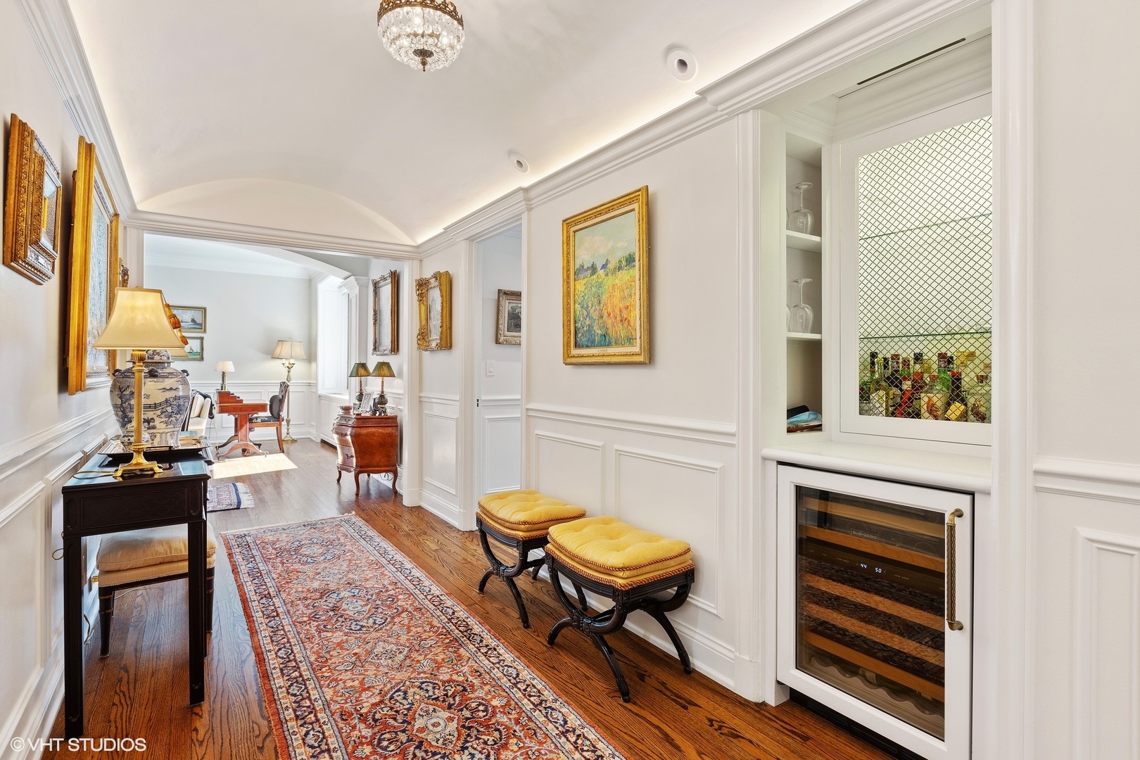 179 E LAKE SHORE Drive 603
