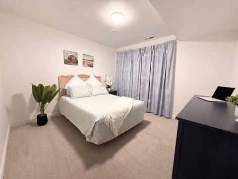 Tiny photo for 523 Mallard Point Drive, North Aurora, IL 60542 (MLS # 12477005)