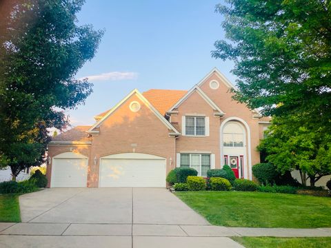 Tiny photo for 523 Mallard Point Drive, North Aurora, IL 60542 (MLS # 12477005)