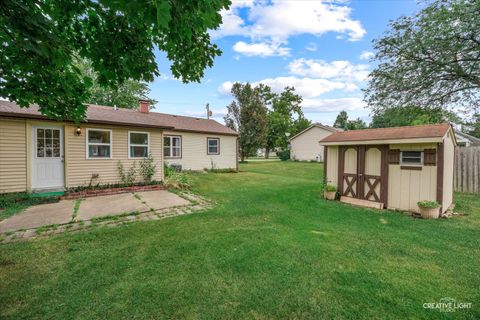 Tiny photo for 316 W 5th Street, Sandwich, IL 60548 (MLS # 12452316)