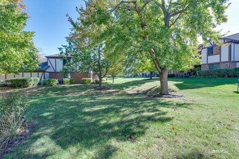 Tiny photo for 1251 Williamsburg Drive #D-1, Schaumburg, IL 60193 (MLS # 12499799)