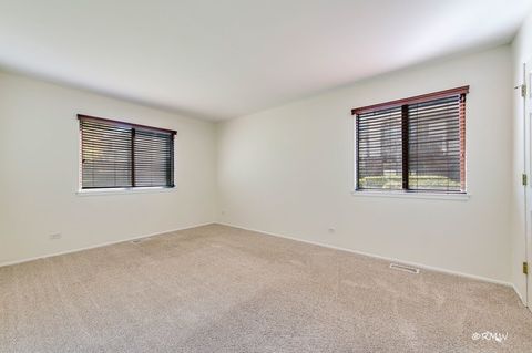 Tiny photo for 1251 Williamsburg Drive #D-1, Schaumburg, IL 60193 (MLS # 12499799)