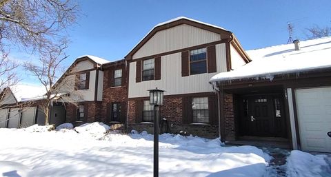 Photo of 1251 Williamsburg Drive #D-1, Schaumburg, IL 60193 (MLS # 12499799)